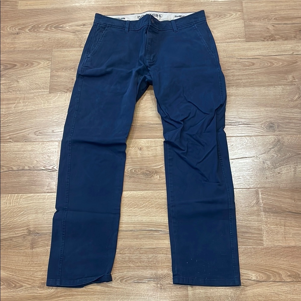 Dockers Straight fit Men's Navy Chino Pants (33x32)